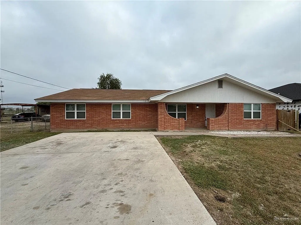 5 bed, 2.0 bath, 1990 sqft, $1,750 — Photo 1