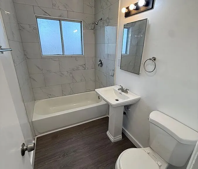 511 Center St #A — Photo 10