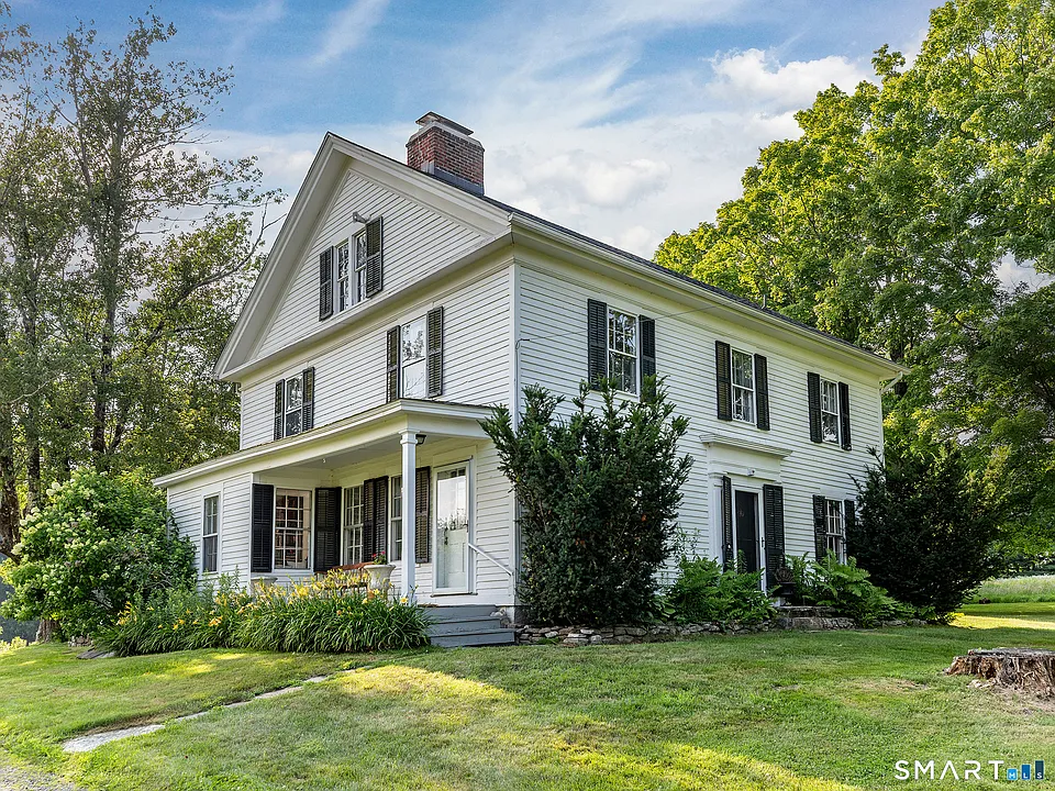 103 Litchfield Rd
