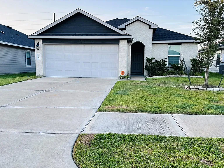 1103 Cattle Chute Ct — Photo 2