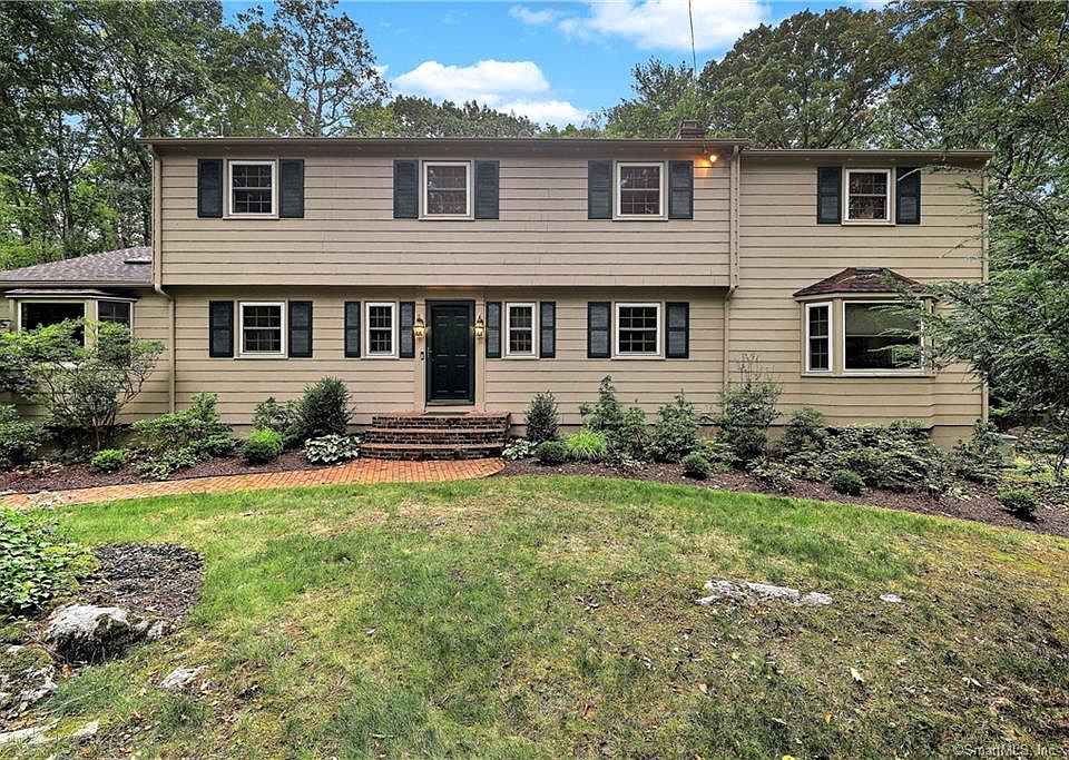 34 Hemlock Hollow Rd, Woodbridge, CT 06525 Zillow