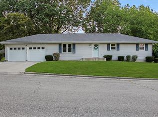 1902 Cypress St, Higginsville, MO 64037