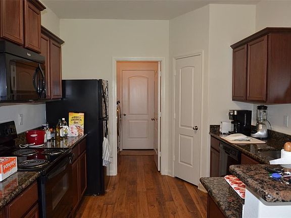 4th image of 7126 Millford Hill Ct