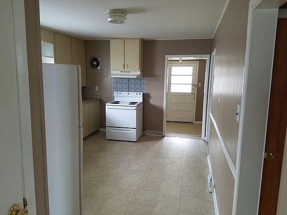 5th image of 208 W Blair Ave