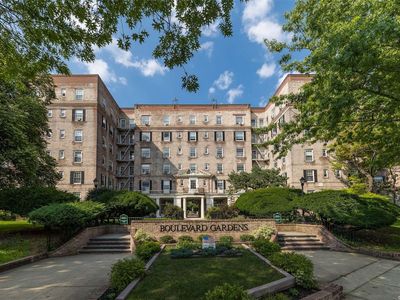 54-17 31st Ave APT 5K, Queens, NY, 11377