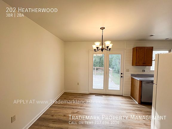 3rd image of 202 Heatherwood Dr