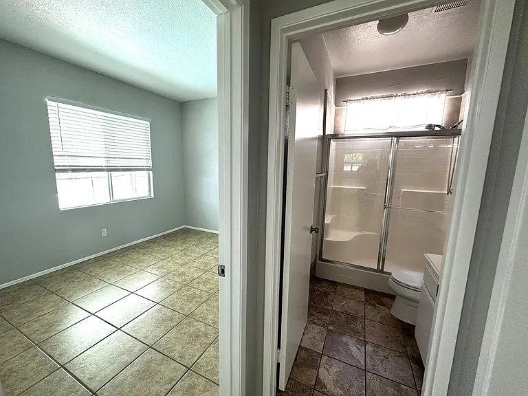 43435 Tylman St — Photo 15