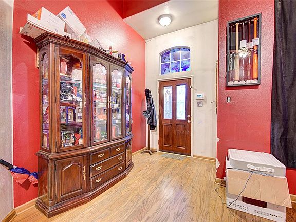 5th image of 842 Vista Grove Cir