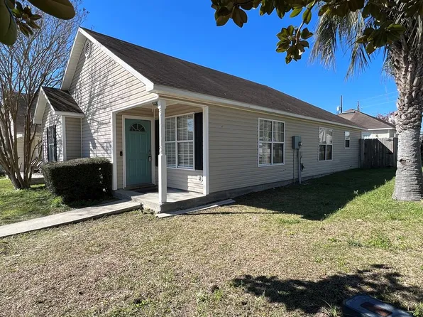 1341 Edgewood Dr, Valdosta, GA 31601