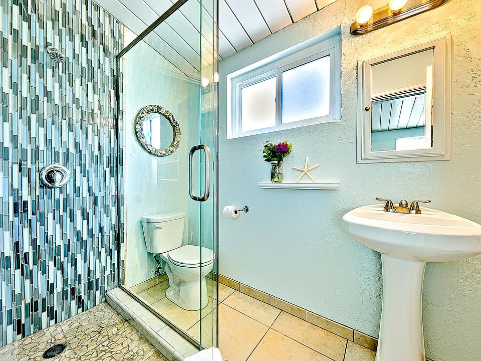 1st image of 1919 Abbott St #3