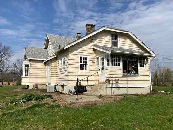 2nd image of 6114 Hamilton Middletown Rd