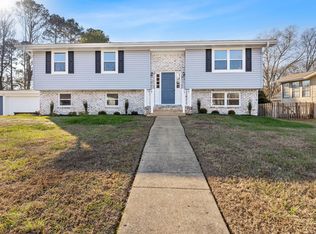 6933 Love Ln, Hixson, TN 37343