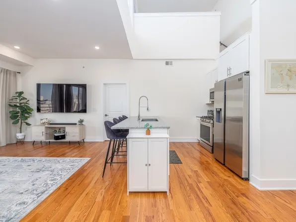 1003 N Bodine St, Philadelphia, PA 19123