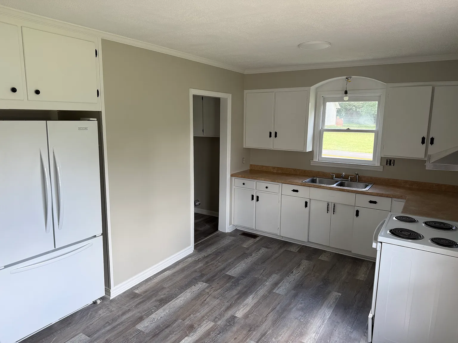 2 bed, 1138 sqft, $1,325 — Photo 3