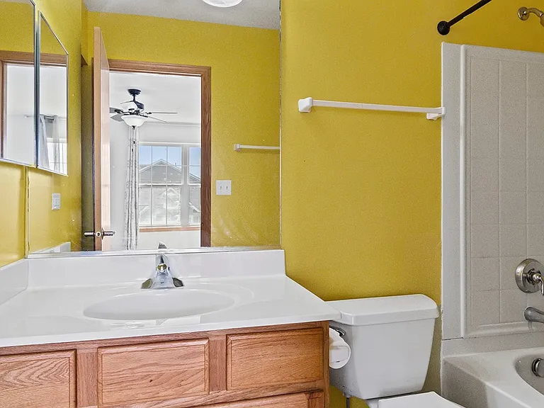 923 Emerald Dr #923 — Photo 12
