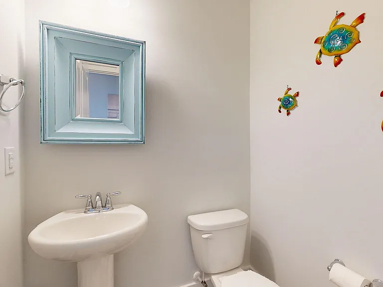 204 Edgewater Way — Photo 31