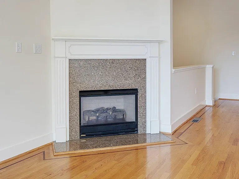 631 Pennsylvania Ave — Photo 3