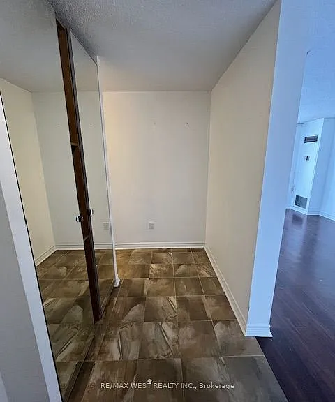 205 Hilda Ave #1207 — Photo 15