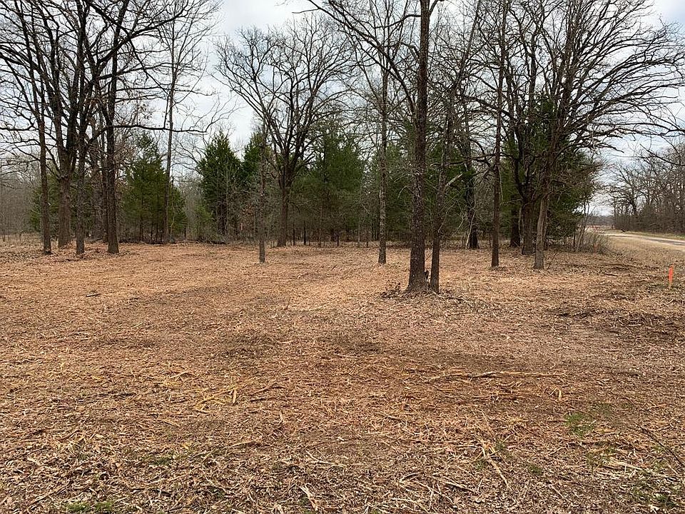 1st image of Dogwood Dr