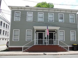 1114 Jefferson St, Savannah, GA 31401