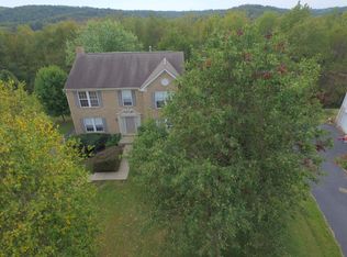 867 Sunrise Dr, Leechburg, PA 15656