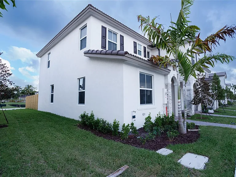 12133 NW 23rd Ct — Photo 4