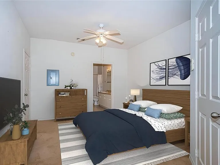 4305 Bayside Village Dr #304 — Photo 4