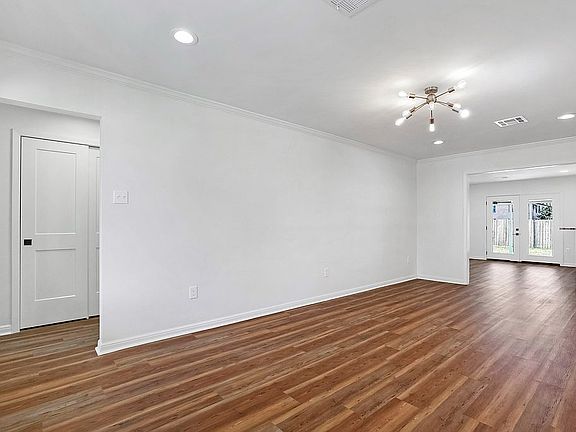 4th image of 2720 Metairie Heights Ave