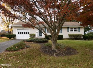 22 Overhill Rd, Matawan, NJ 07747