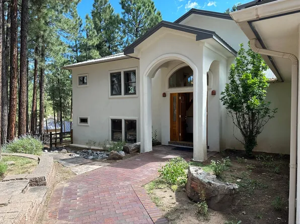 119 Maple Dr, Los Alamos, NM 87544