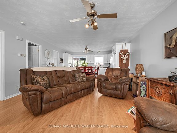 4th image of 535B Devista Blvd