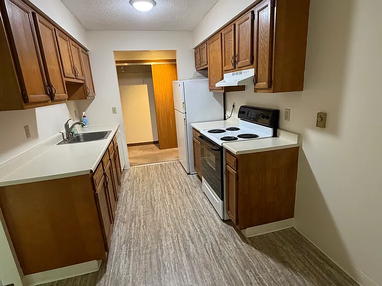 845-847 Lime Hollow Rd #2 — Photo 5