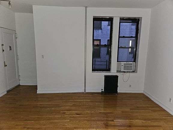 2nd image of 2540 Ocean Ave APT B6