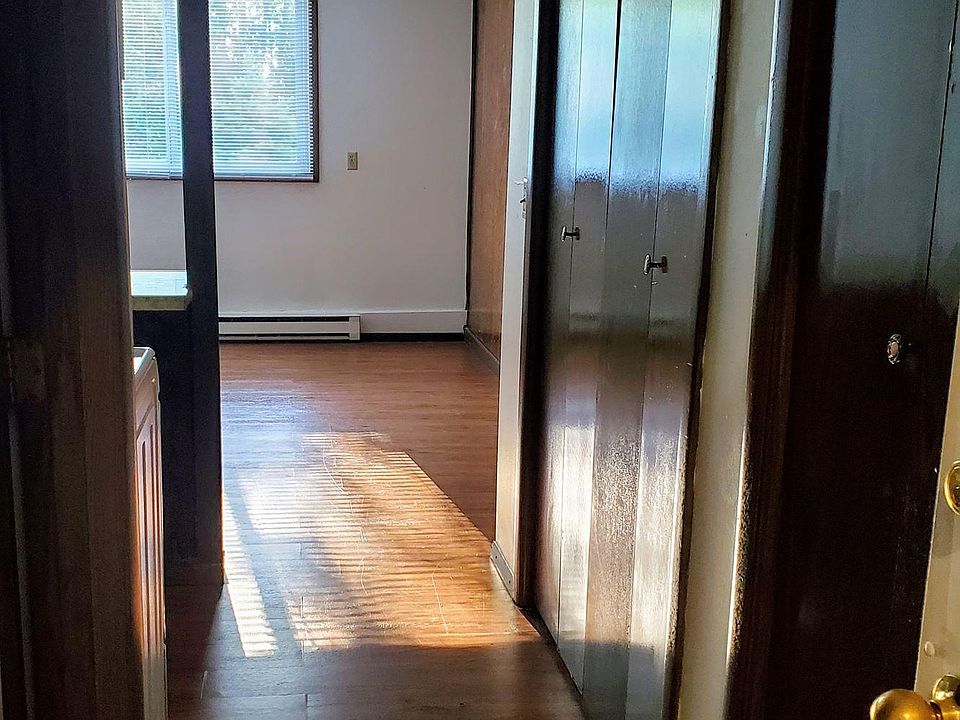 2nd image of 2046 Presque Isle Ave APT 116