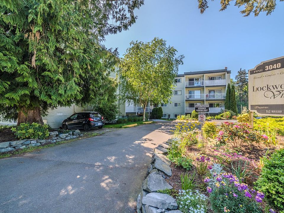 1st image of 3040 Pine St #103