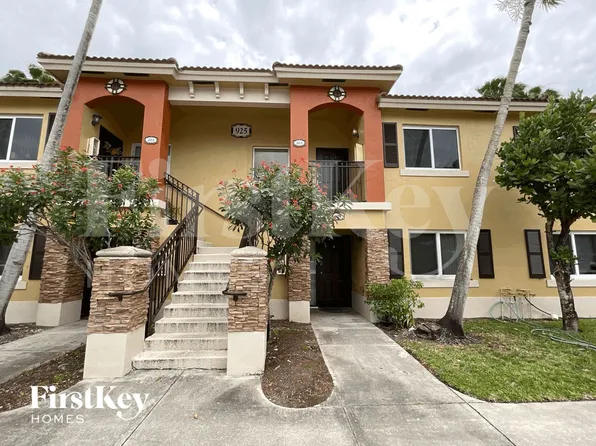 925 NE 34th Ave Unit 203, Homestead, FL 33033