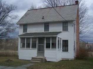 10 N Quaker St, Granville, NY 12832