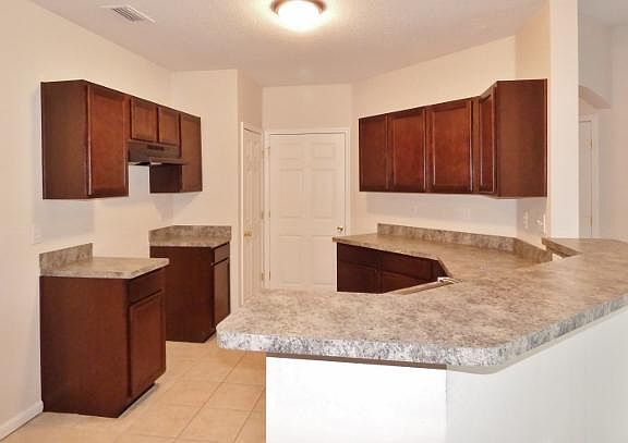 5th image of 785 Oakleaf Plantation Pkwy Unit 1111