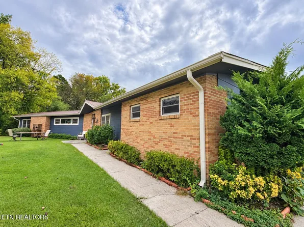 6148 Kirbury Ln, Knoxville, TN 37909