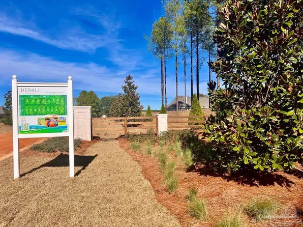 16 Denali Rd, Jay, FL 32565