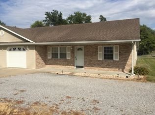 719 E Benson St, Herrin, IL 62948