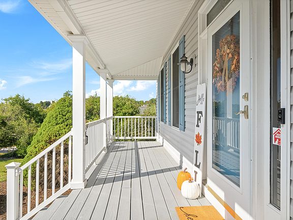4th image of 402 Pleasant View Cir