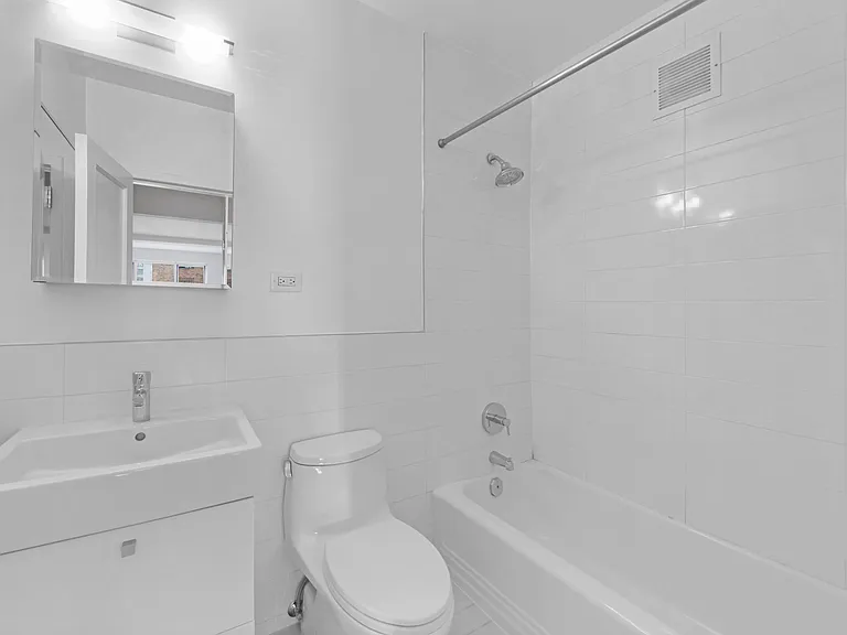 20 Park Ave #16E — Photo 10