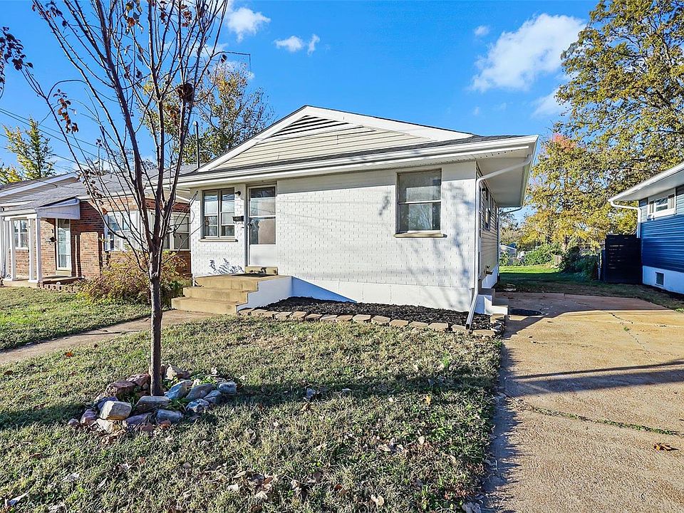 1st image of 145 Monica Dr