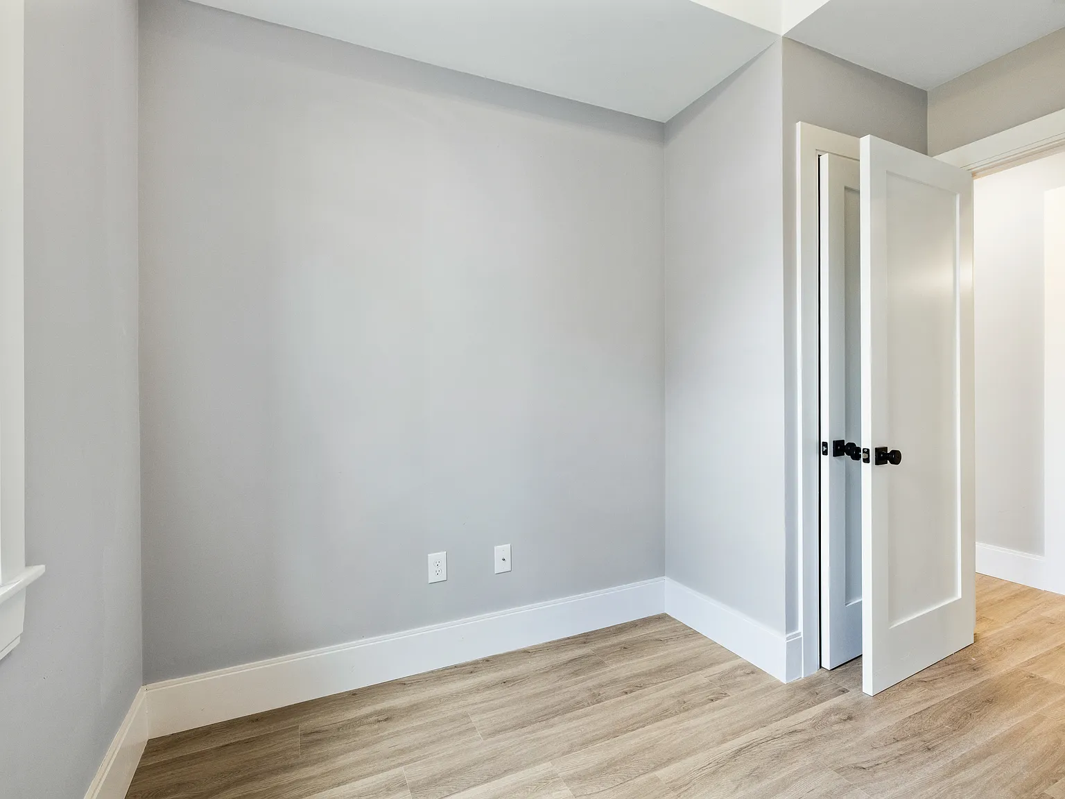 1 bed, 550 sqft, $2,550 — Photo 3