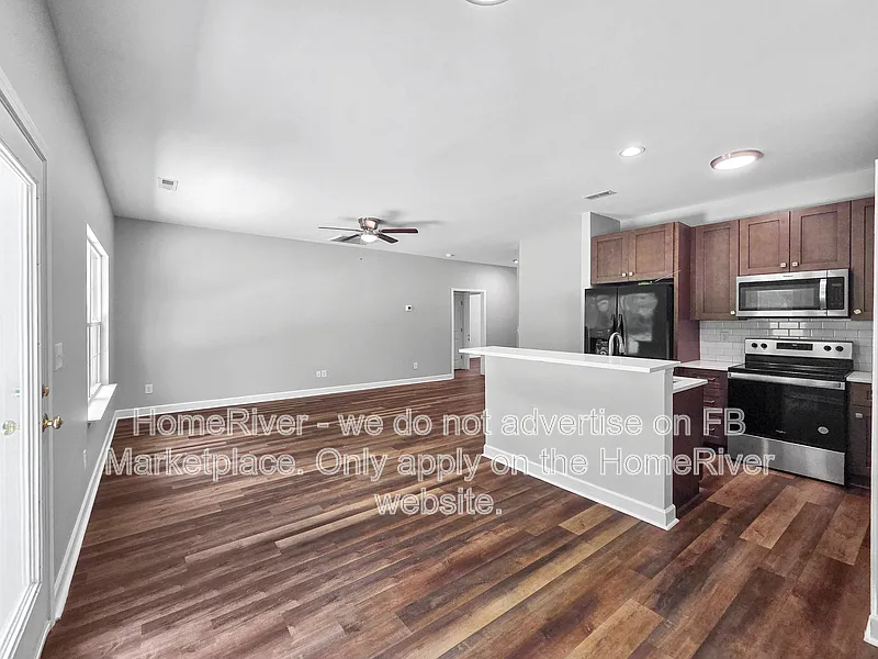 3 bed, 2.0 bath, 1200 sqft, $1,850 — Photo 2