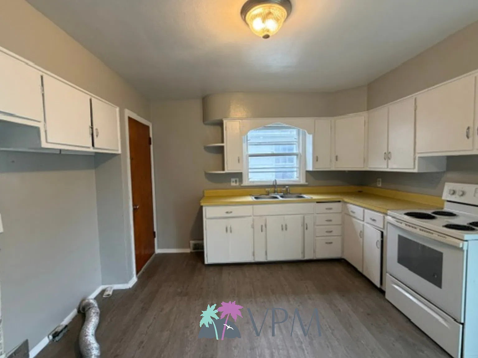 1117 N. College St - 1 — Photo 4