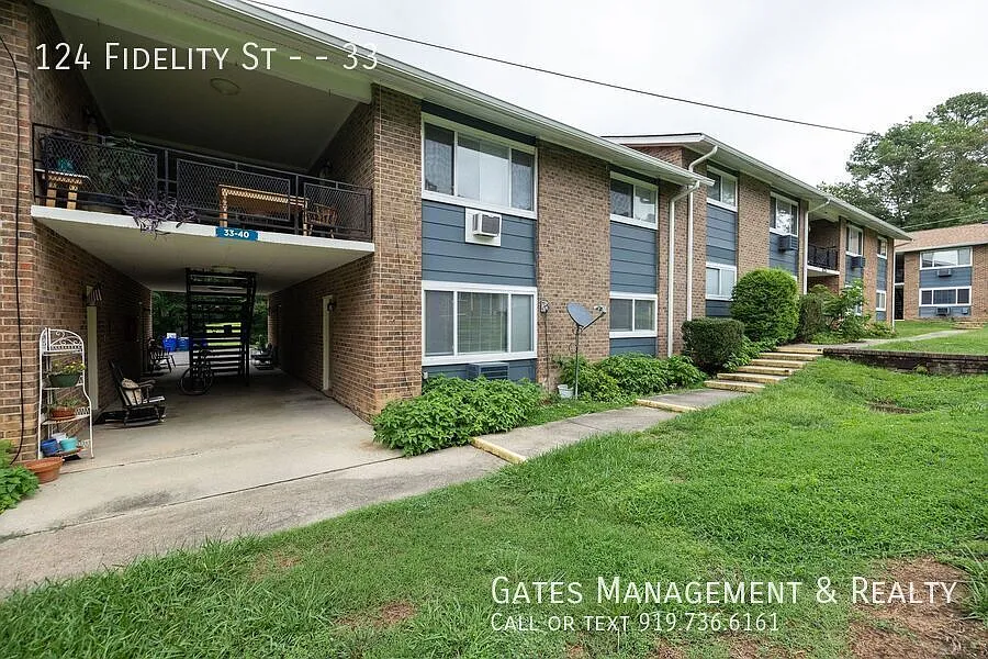 Newly Renovated Carrboro apartment convenient to everything — Photo 4