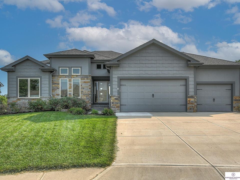12655 Iowa Cir, Omaha, NE 68142 Zillow