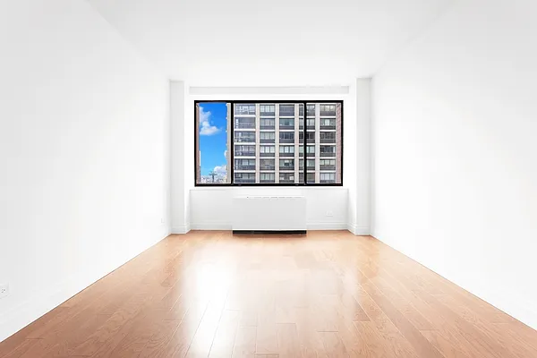 Rented by Olnick Organization | media 5